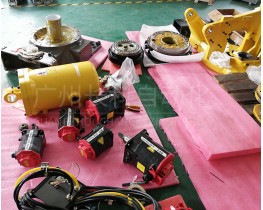 發(fā)那科機器人R-2000iC本體拆機件銷售:電機、減速器、平衡缸……